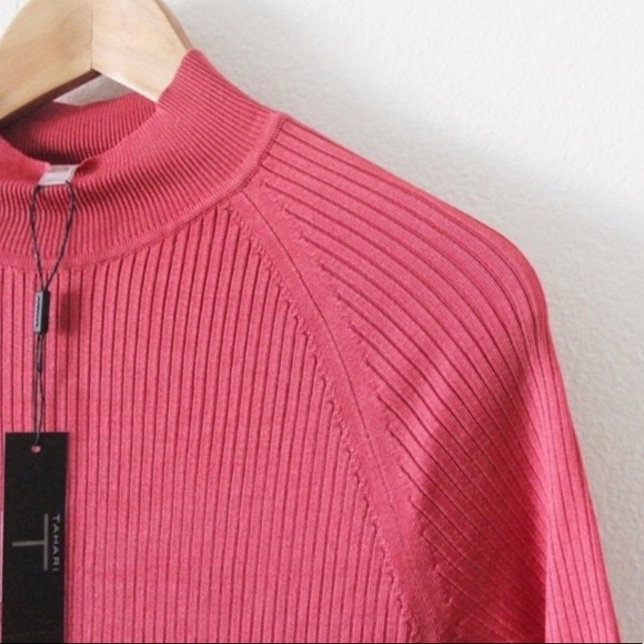NWT T Tahari Short Sleeve Ribbed Mock Neck Shirt L186 - Picture 1 of 6